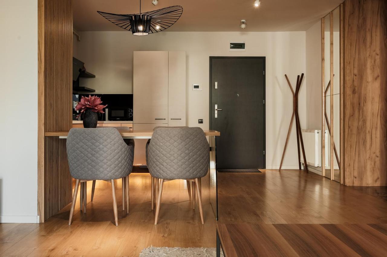 Nest Inn Stiletto Apartment 克卢日-纳波卡 外观 照片