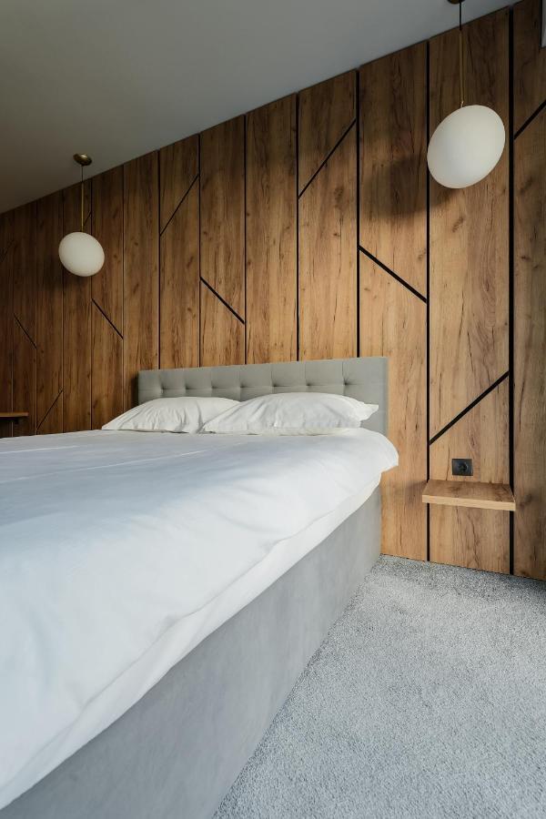 Nest Inn Stiletto Apartment 克卢日-纳波卡 外观 照片