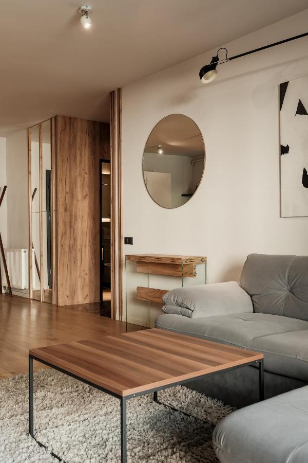 Nest Inn Stiletto Apartment 克卢日-纳波卡 外观 照片