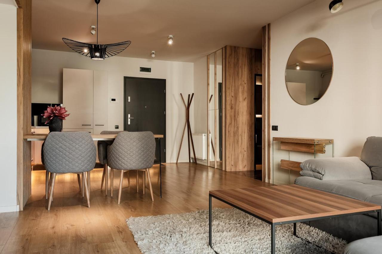 Nest Inn Stiletto Apartment 克卢日-纳波卡 外观 照片